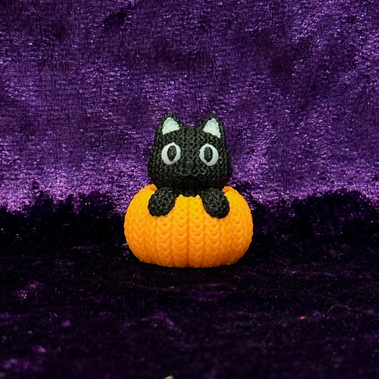 Knit Pumpkin Cat