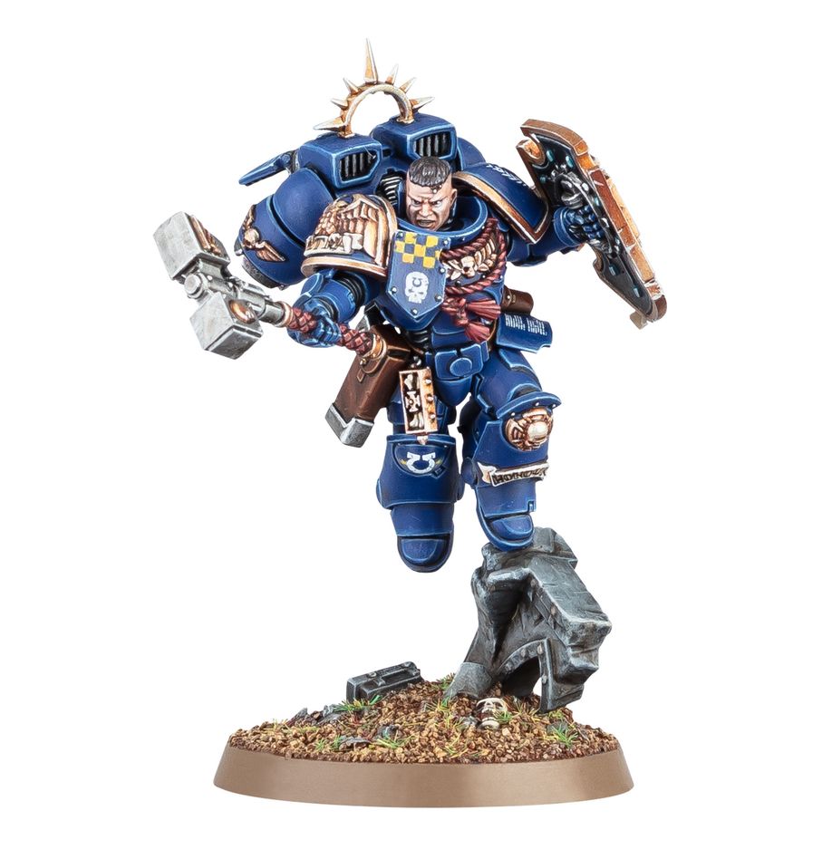 Space Marines: Captain (w/ Jump Pack and Relic Shield)