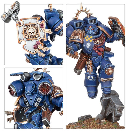 Space Marines: Captain (w/ Jump Pack and Relic Shield)